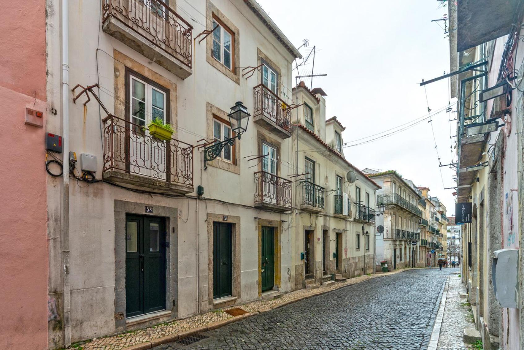 Apartment In Bairro Alto 3 - Lisbon Charm Exteriör bild