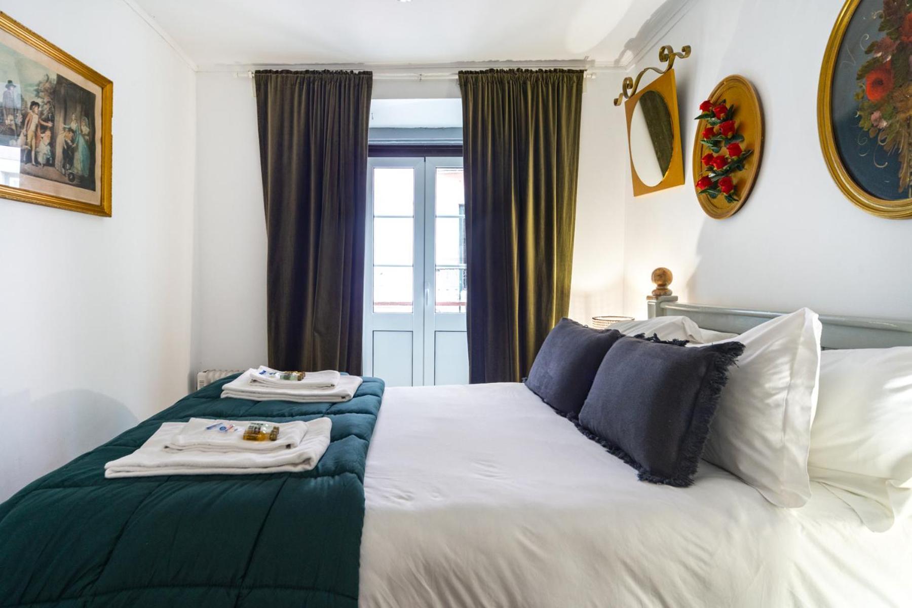 Apartment In Bairro Alto 3 - Lisbon Charm Exteriör bild